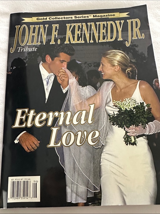Other - John F. Kennedy Jr. Tribute Magazine - 'Eternal Love'